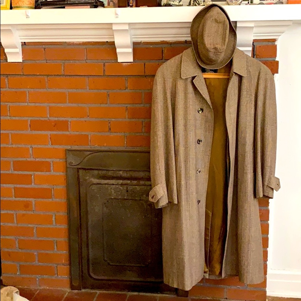 vintage men’s burberry trench and hat